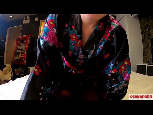 ❤️ Gadis cosplay muda suka seks hingga orgasme dengan memancutkan pada penunggang kuda dan blowjob. Gadis Asia dengan faraj berbulu dan payudara yang cantik dalam pakaian tradisional Jepun dalam video amatur menunjukkan melancap dengan mainan fuck. Sakura 3 OSAKAORN. ❤️ Video dubur pada ms.kenhdammy.top ❌❤